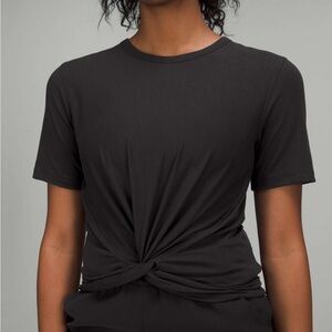 Lululemon Crescent T-Shirt